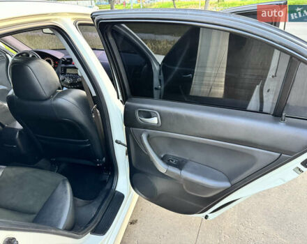 Белый Хонда Аккорд, объемом двигателя 2.35 л и пробегом 274 тыс. км за 7300 $, фото 18 на Automoto.ua