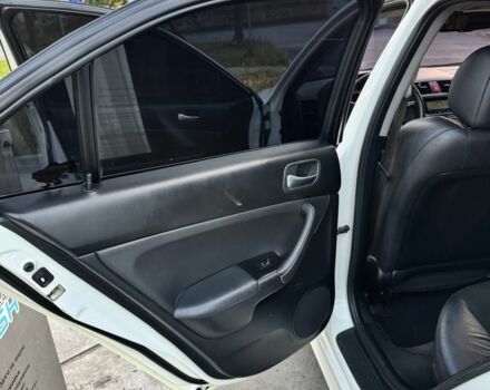 Білий Хонда Аккорд, об'ємом двигуна 2.4 л та пробігом 274 тис. км за 7650 $, фото 20 на Automoto.ua