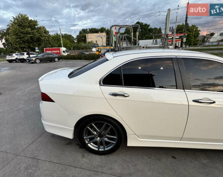 Белый Хонда Аккорд, объемом двигателя 2.35 л и пробегом 274 тыс. км за 7300 $, фото 10 на Automoto.ua