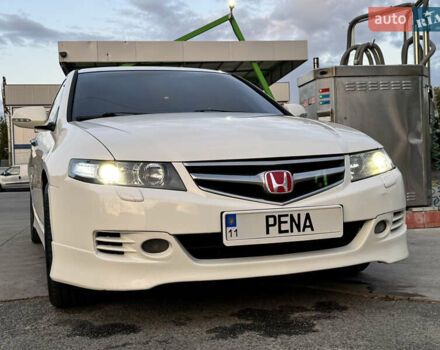 Белый Хонда Аккорд, объемом двигателя 2.35 л и пробегом 274 тыс. км за 7300 $, фото 3 на Automoto.ua