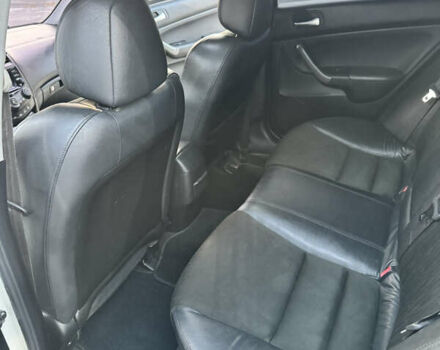 Белый Хонда Аккорд, объемом двигателя 2.35 л и пробегом 274 тыс. км за 7300 $, фото 17 на Automoto.ua