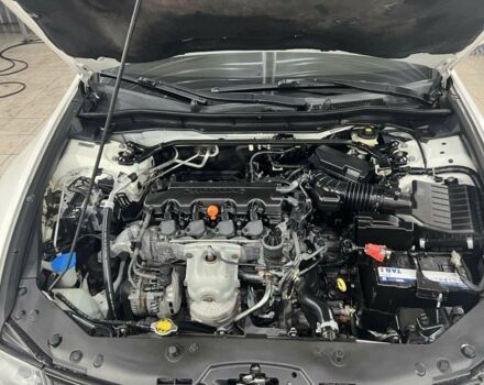 Белый Хонда Аккорд, объемом двигателя 2 л и пробегом 198 тыс. км за 10700 $, фото 8 на Automoto.ua