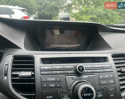 Белый Хонда Аккорд, объемом двигателя 2.35 л и пробегом 192 тыс. км за 8700 $, фото 13 на Automoto.ua
