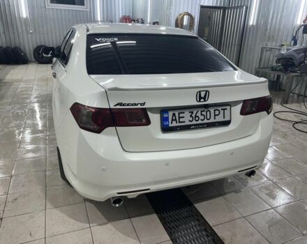 Белый Хонда Аккорд, объемом двигателя 2 л и пробегом 198 тыс. км за 10700 $, фото 6 на Automoto.ua