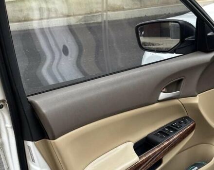 Білий Хонда Аккорд, об'ємом двигуна 2.35 л та пробігом 260 тис. км за 6750 $, фото 11 на Automoto.ua