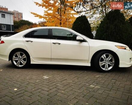 Белый Хонда Аккорд, объемом двигателя 2.35 л и пробегом 118 тыс. км за 12500 $, фото 7 на Automoto.ua