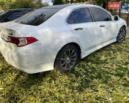Белый Хонда Аккорд, объемом двигателя 2.4 л и пробегом 222 тыс. км за 7500 $, фото 1 на Automoto.ua