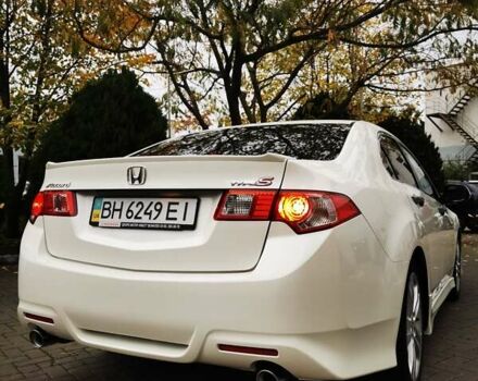 Белый Хонда Аккорд, объемом двигателя 2.35 л и пробегом 118 тыс. км за 12500 $, фото 13 на Automoto.ua