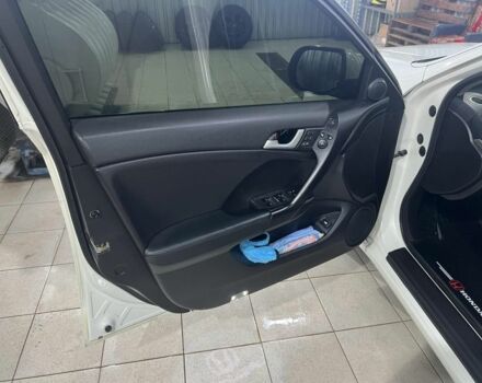 Белый Хонда Аккорд, объемом двигателя 2 л и пробегом 198 тыс. км за 10700 $, фото 14 на Automoto.ua