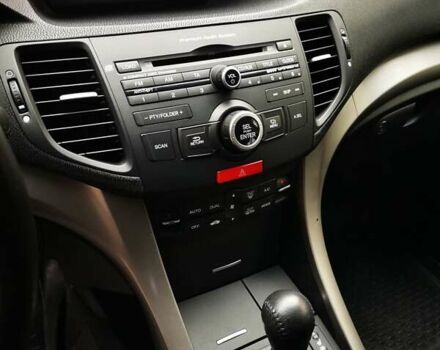 Белый Хонда Аккорд, объемом двигателя 2.35 л и пробегом 118 тыс. км за 12500 $, фото 17 на Automoto.ua