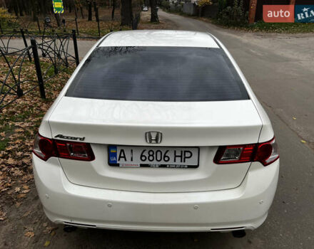 Белый Хонда Аккорд, объемом двигателя 2.35 л и пробегом 226 тыс. км за 9000 $, фото 7 на Automoto.ua