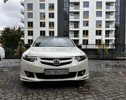 Білий Хонда Аккорд, об'ємом двигуна 2.4 л та пробігом 190 тис. км за 8800 $, фото 10 на Automoto.ua