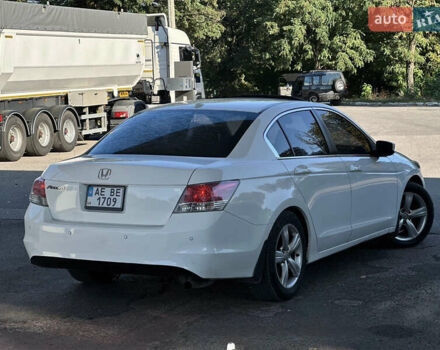 Білий Хонда Аккорд, об'ємом двигуна 2.35 л та пробігом 267 тис. км за 8500 $, фото 4 на Automoto.ua