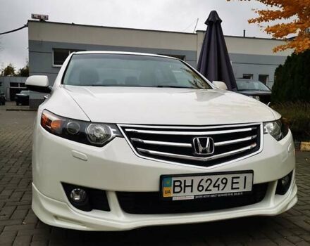 Белый Хонда Аккорд, объемом двигателя 2.35 л и пробегом 118 тыс. км за 12500 $, фото 1 на Automoto.ua