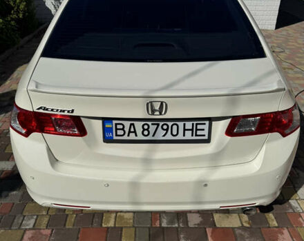 Белый Хонда Аккорд, объемом двигателя 2 л и пробегом 226 тыс. км за 9600 $, фото 5 на Automoto.ua