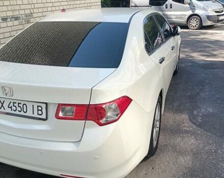 Белый Хонда Аккорд, объемом двигателя 2.4 л и пробегом 250 тыс. км за 10800 $, фото 4 на Automoto.ua