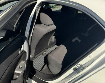 Белый Хонда Аккорд, объемом двигателя 2 л и пробегом 226 тыс. км за 9600 $, фото 8 на Automoto.ua