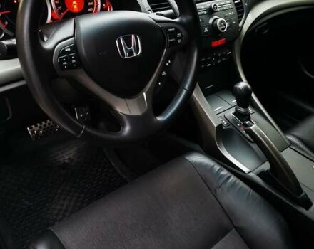 Белый Хонда Аккорд, объемом двигателя 2.35 л и пробегом 118 тыс. км за 12500 $, фото 25 на Automoto.ua