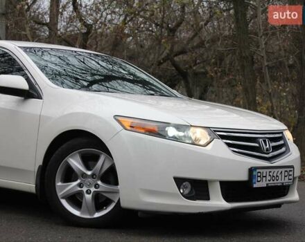 Белый Хонда Аккорд, объемом двигателя 2 л и пробегом 189 тыс. км за 9800 $, фото 6 на Automoto.ua