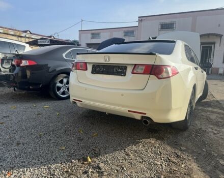 Белый Хонда Аккорд, объемом двигателя 2 л и пробегом 204 тыс. км за 4850 $, фото 2 на Automoto.ua