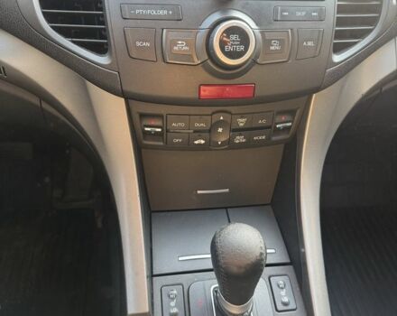 Белый Хонда Аккорд, объемом двигателя 2 л и пробегом 204 тыс. км за 4850 $, фото 5 на Automoto.ua