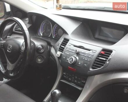 Белый Хонда Аккорд, объемом двигателя 2 л и пробегом 189 тыс. км за 9800 $, фото 20 на Automoto.ua