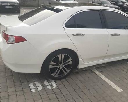 Білий Хонда Аккорд, об'ємом двигуна 2.4 л та пробігом 188 тис. км за 8000 $, фото 11 на Automoto.ua