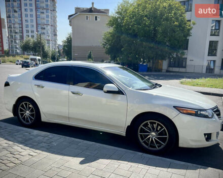 Белый Хонда Аккорд, объемом двигателя 2.4 л и пробегом 267 тыс. км за 9500 $, фото 2 на Automoto.ua