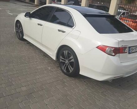 Білий Хонда Аккорд, об'ємом двигуна 2.4 л та пробігом 188 тис. км за 8000 $, фото 4 на Automoto.ua