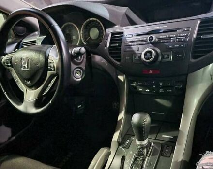 Білий Хонда Аккорд, об'ємом двигуна 2.4 л та пробігом 188 тис. км за 8000 $, фото 28 на Automoto.ua