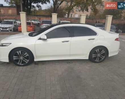 Білий Хонда Аккорд, об'ємом двигуна 2.4 л та пробігом 188 тис. км за 8000 $, фото 3 на Automoto.ua