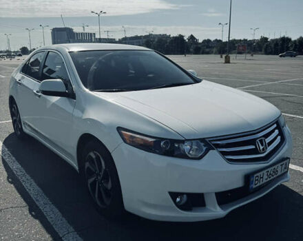 Белый Хонда Аккорд, объемом двигателя 2.2 л и пробегом 291 тыс. км за 8800 $, фото 1 на Automoto.ua