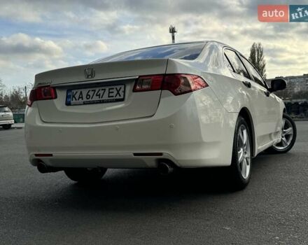 Белый Хонда Аккорд, объемом двигателя 2.35 л и пробегом 195 тыс. км за 10800 $, фото 7 на Automoto.ua