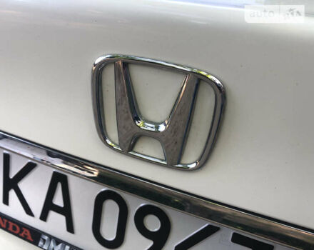 Белый Хонда Аккорд, объемом двигателя 2 л и пробегом 112 тыс. км за 12900 $, фото 33 на Automoto.ua
