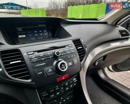 Белый Хонда Аккорд, объемом двигателя 2.35 л и пробегом 227 тыс. км за 10950 $, фото 31 на Automoto.ua