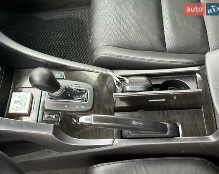 Белый Хонда Аккорд, объемом двигателя 2.4 л и пробегом 227 тыс. км за 9999 $, фото 31 на Automoto.ua