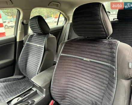 Белый Хонда Аккорд, объемом двигателя 2.2 л и пробегом 170 тыс. км за 10900 $, фото 14 на Automoto.ua