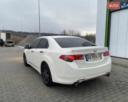 Білий Хонда Аккорд, об'ємом двигуна 2.35 л та пробігом 179 тис. км за 10500 $, фото 7 на Automoto.ua