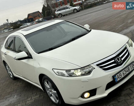 Белый Хонда Аккорд, объемом двигателя 2.4 л и пробегом 227 тыс. км за 9999 $, фото 4 на Automoto.ua