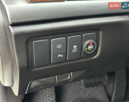 Белый Хонда Аккорд, объемом двигателя 2.4 л и пробегом 227 тыс. км за 9999 $, фото 26 на Automoto.ua