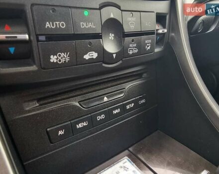 Белый Хонда Аккорд, объемом двигателя 2.35 л и пробегом 227 тыс. км за 10950 $, фото 33 на Automoto.ua