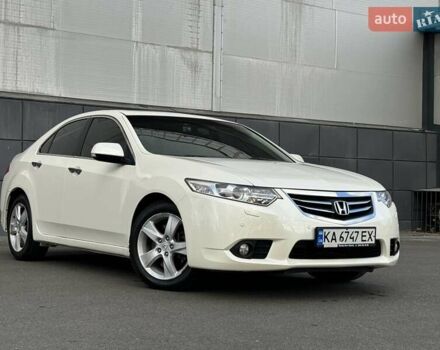 Белый Хонда Аккорд, объемом двигателя 2.35 л и пробегом 195 тыс. км за 10800 $, фото 27 на Automoto.ua