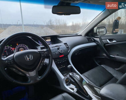 Білий Хонда Аккорд, об'ємом двигуна 2.35 л та пробігом 179 тис. км за 10500 $, фото 19 на Automoto.ua