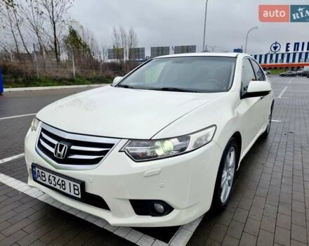Белый Хонда Аккорд, объемом двигателя 2.35 л и пробегом 227 тыс. км за 10950 $, фото 17 на Automoto.ua