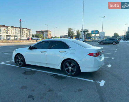 Белый Хонда Аккорд, объемом двигателя 2 л и пробегом 136 тыс. км за 11400 $, фото 9 на Automoto.ua