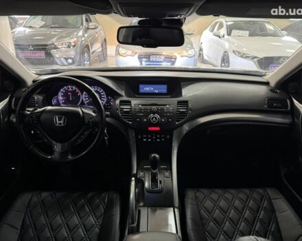 Белый Хонда Аккорд, объемом двигателя 0 л и пробегом 189 тыс. км за 9900 $, фото 4 на Automoto.ua