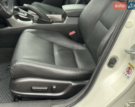 Белый Хонда Аккорд, объемом двигателя 2.4 л и пробегом 227 тыс. км за 9999 $, фото 29 на Automoto.ua