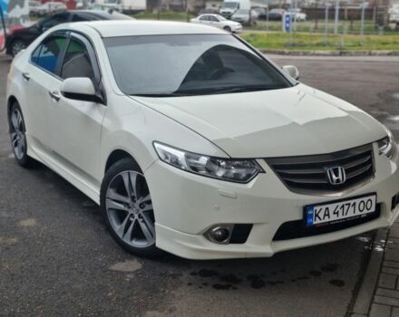 Белый Хонда Аккорд, объемом двигателя 2.4 л и пробегом 164 тыс. км за 249 $, фото 5 на Automoto.ua