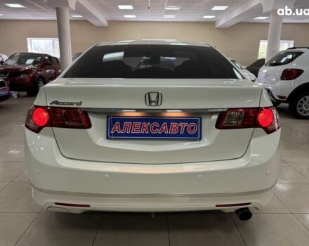 Белый Хонда Аккорд, объемом двигателя 0 л и пробегом 189 тыс. км за 9900 $, фото 6 на Automoto.ua