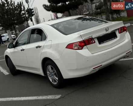 Белый Хонда Аккорд, объемом двигателя 2.2 л и пробегом 170 тыс. км за 10900 $, фото 5 на Automoto.ua